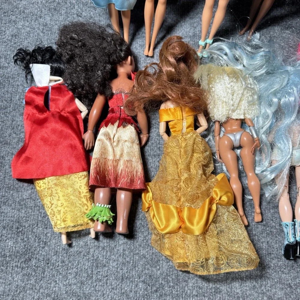 Barbie Doll‎ Lot Of 11 Includes Disney Princesses And LOL Dolls Mix Lot of Dolls